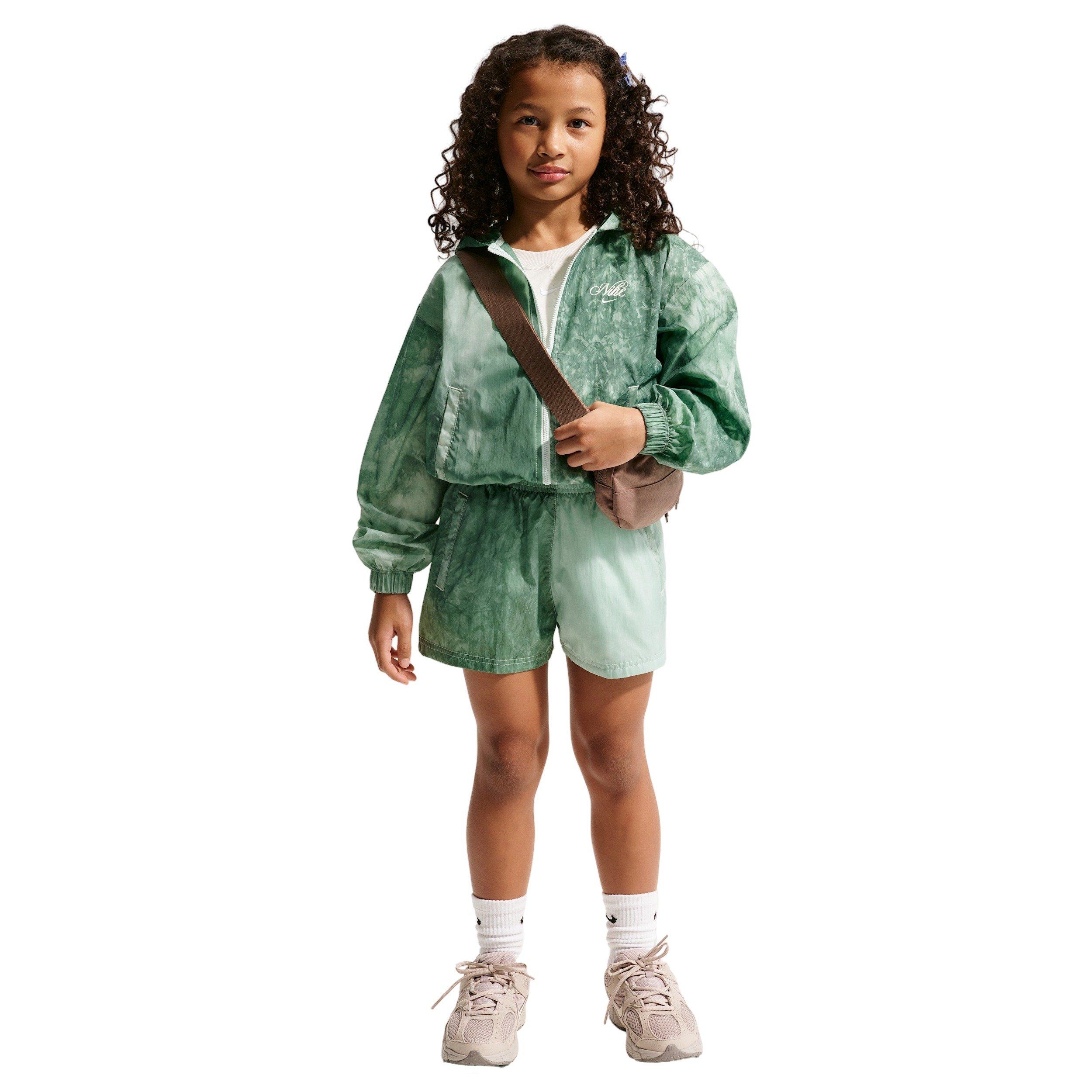 Nike Big Girls' Sportswear Club Woven Shorts - Green - GREEN